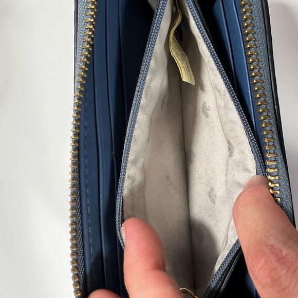 Kate Spade Blue Leather Wallet/Wristlet - Picture 9 of 11